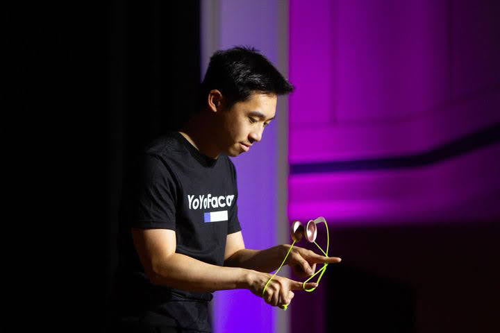 Julian Chee - YoYo Player
