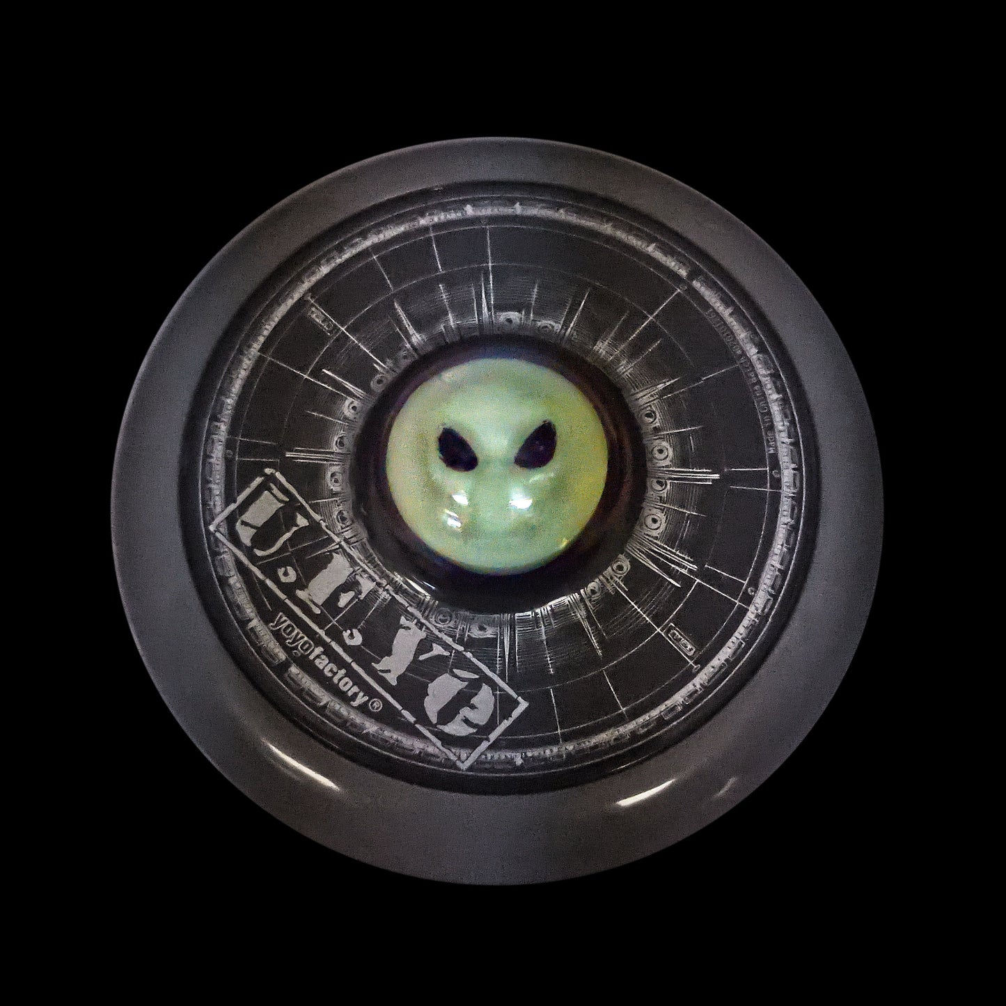 UFYO YoYo glow in the dark view