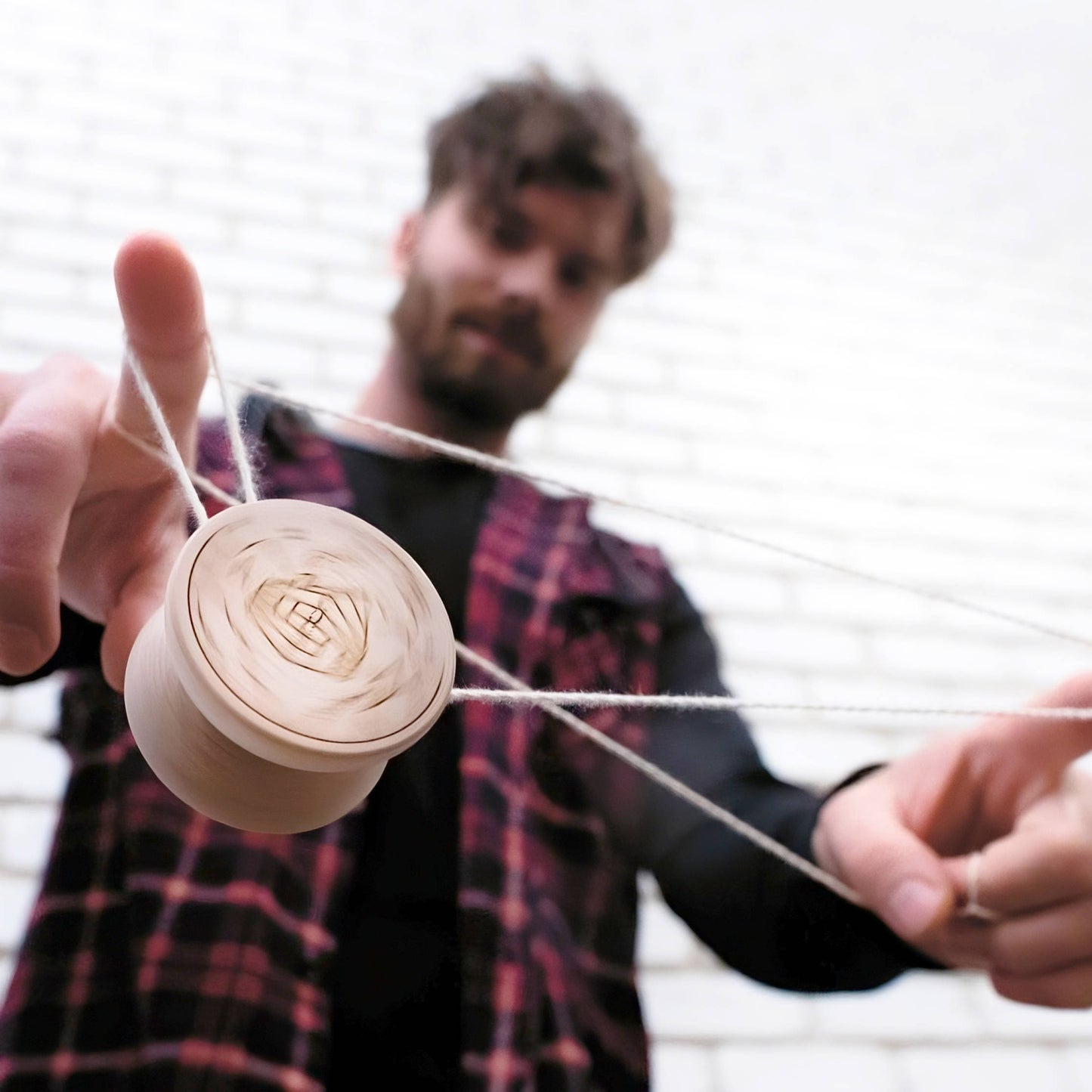 BoHo Wooden Yoyo, playing