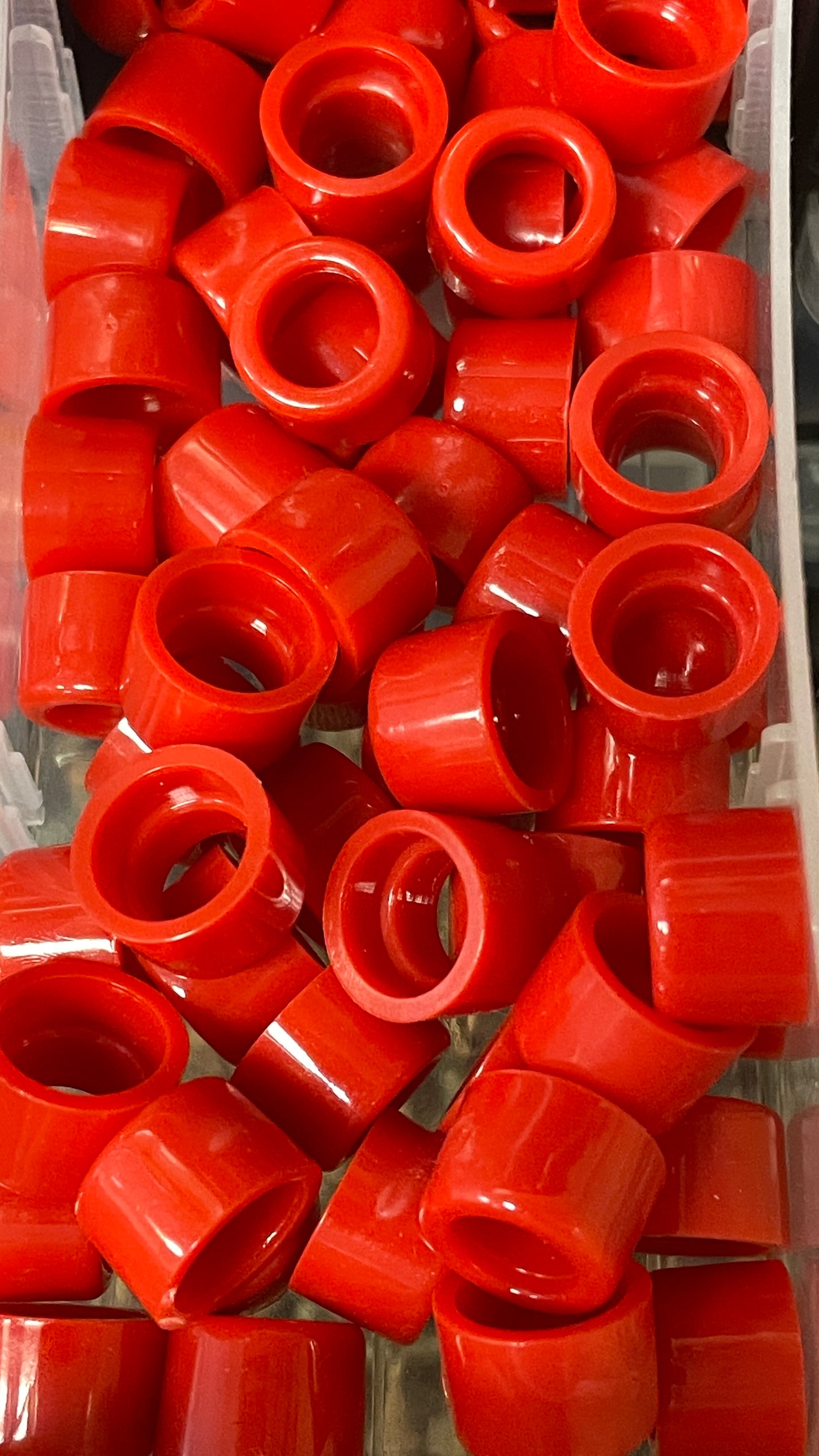 Hubstacks red
