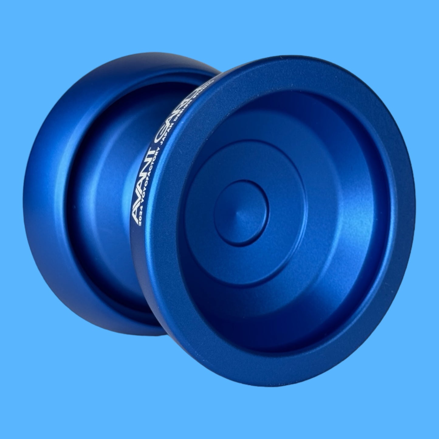 Avant Garde JDS YoYo blue side view