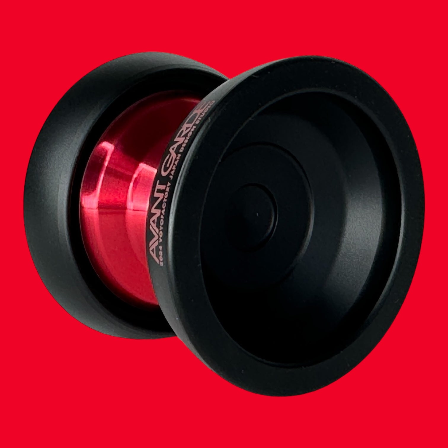 Avant Garde JDS YoYo red and black side view