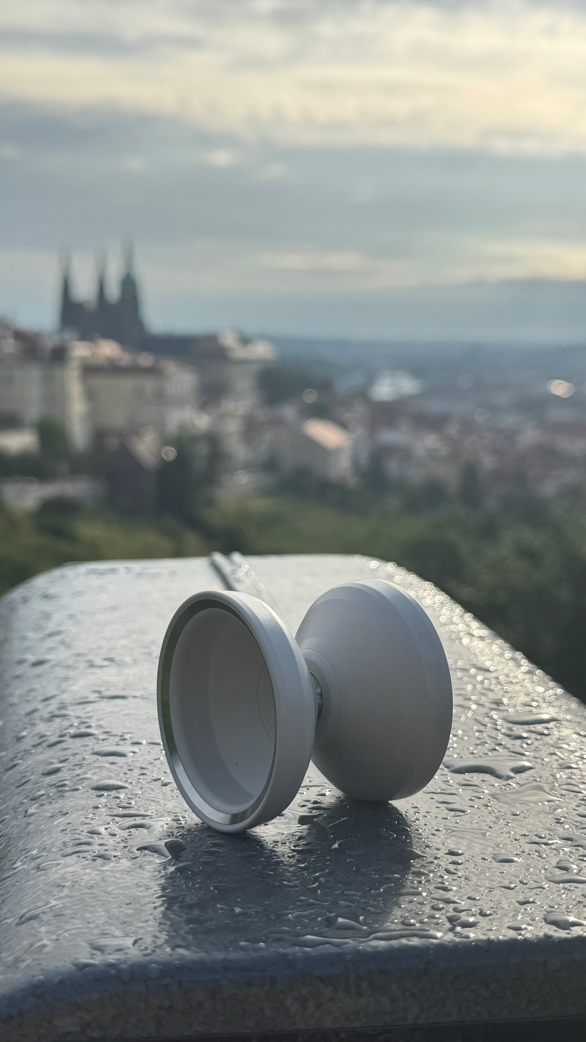 MASTERPIECE - Miracle  YoYo in Prague after the rain