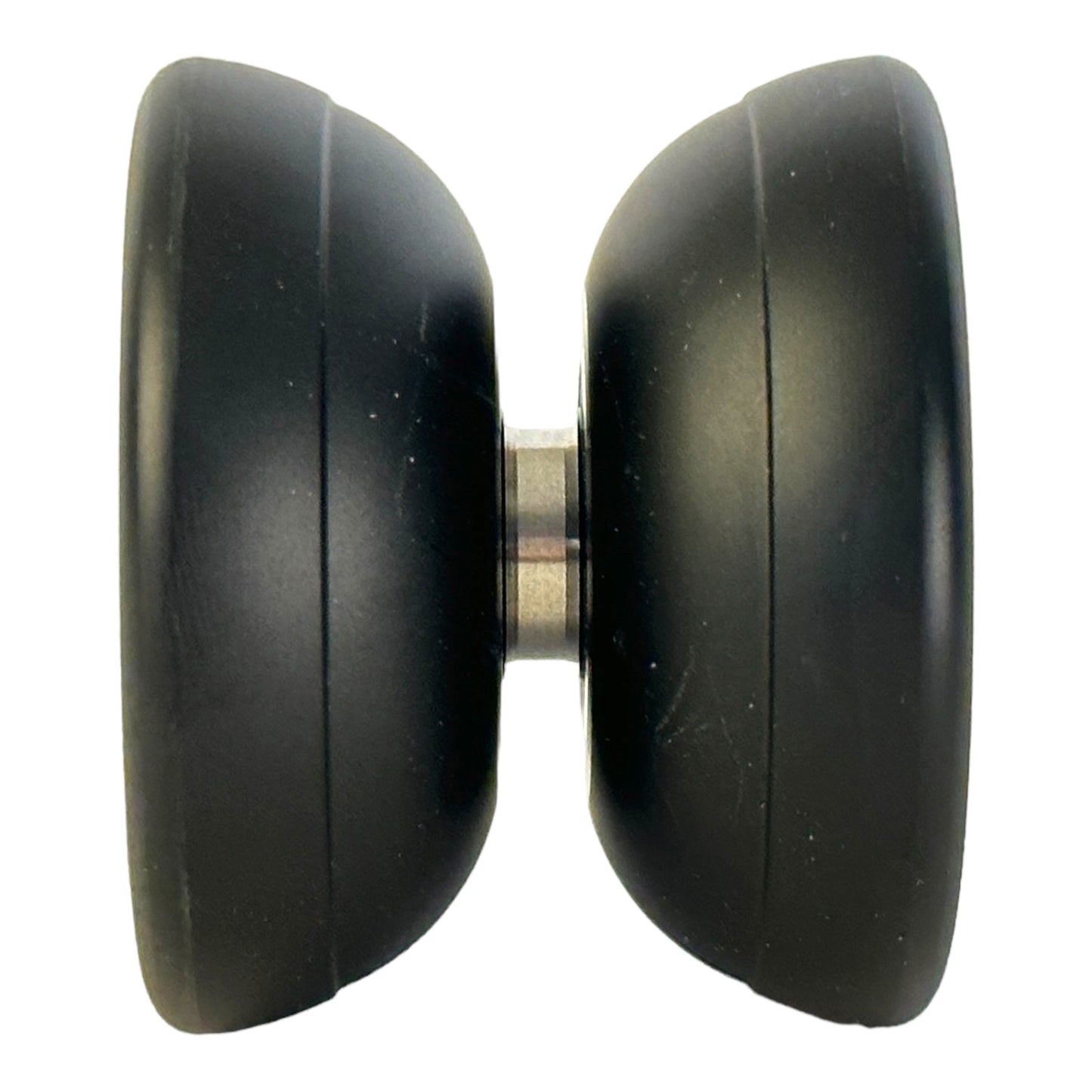 888 YoYo black bearing view