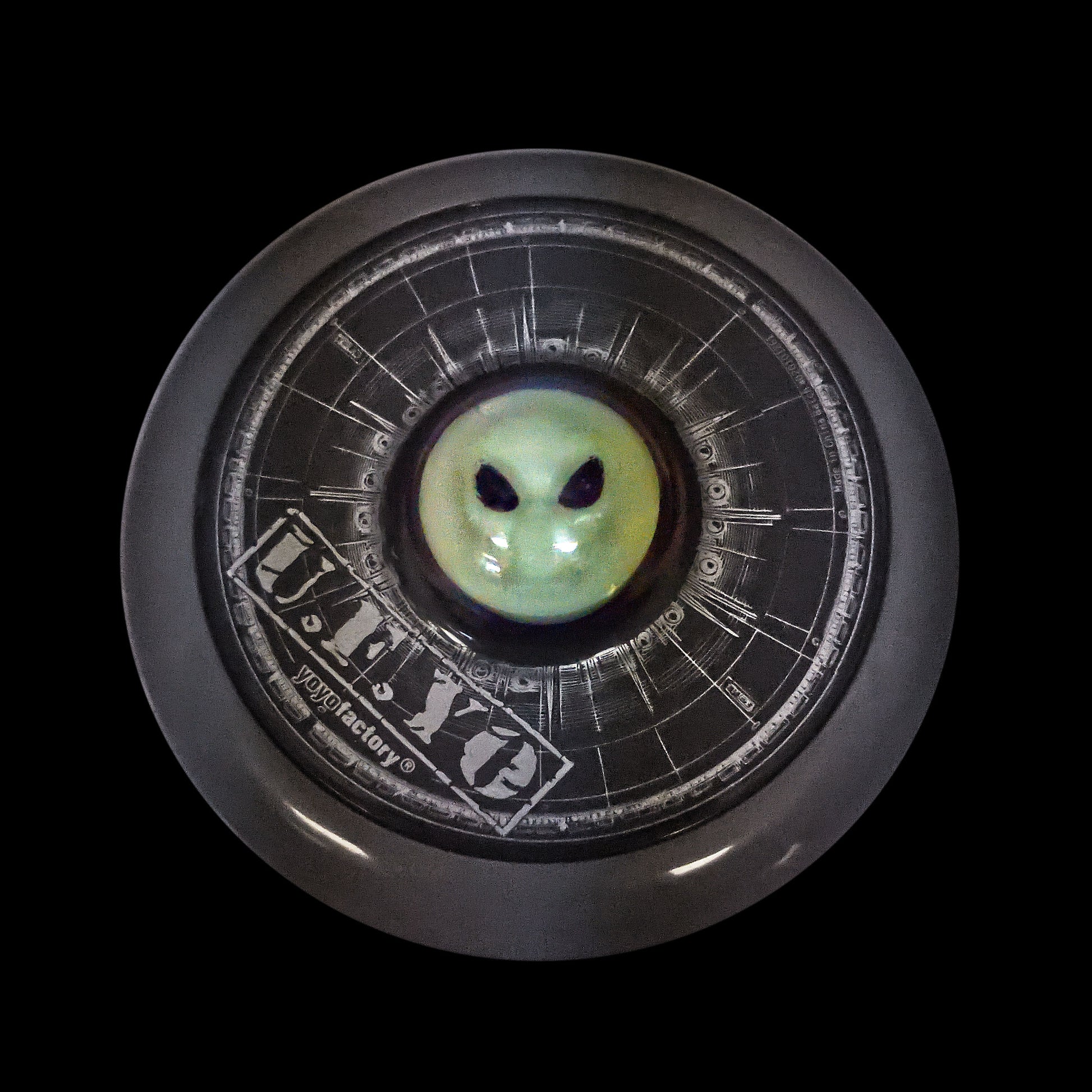 UFYO YoYo glow in the dark view