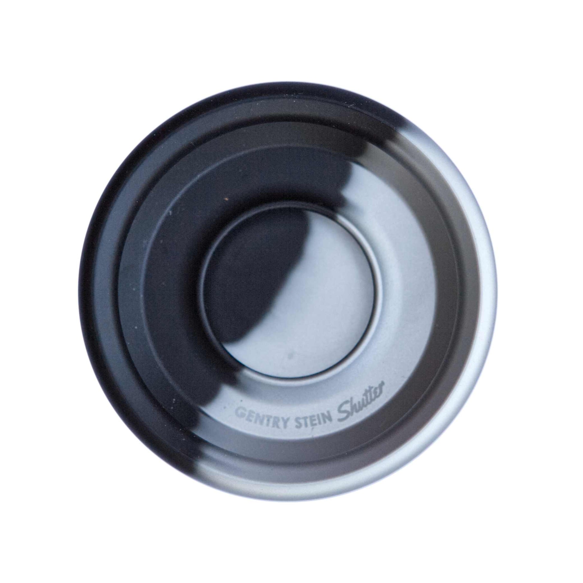 Shutter YoYo black and silver side view